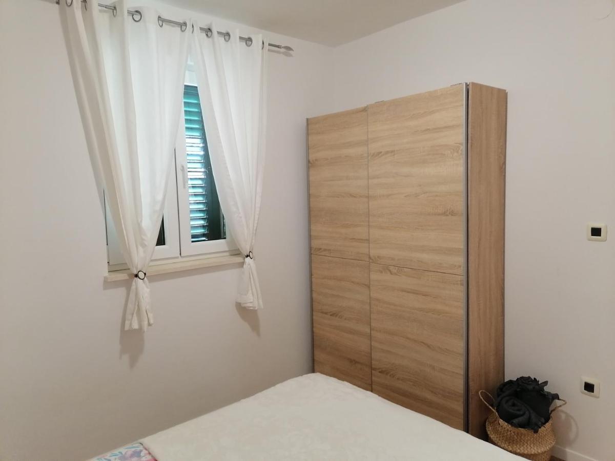 Ferienwohnung Dairos Mali Lošinj Exterior foto